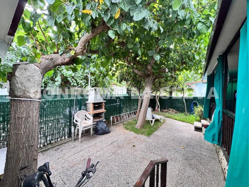 Foto 9b735e9e-aab3-419d-8bb4-f3cb692958ff. Casa con parcheggio piscina in Malgrat de Mar