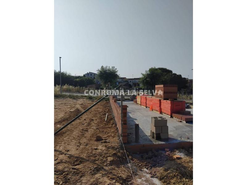 Foto d28b6f02-c39c-43a9-8878-3a3d3ba1747f. Casa  en venta en Sils