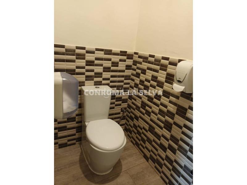 Foto 9d738a5a-f429-4948-8c60-bdf8b8af14bc. Local commercial dans Malgrat de Mar