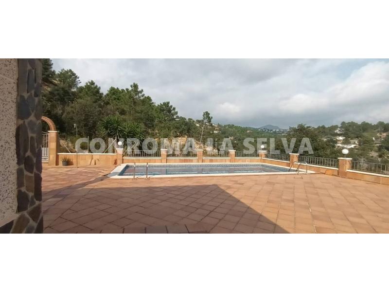 Foto 3e4fd8c7-58b1-4cc8-9093-210db3ef93ec. House with heating parking pool in Riudarenes