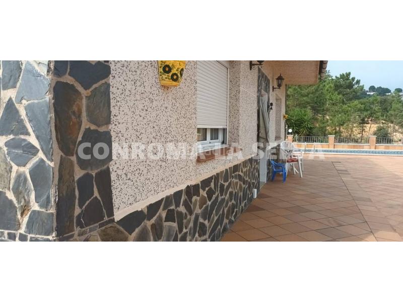 Foto 722cd703-8c11-4f7a-bc2d-66417f002de4. House with heating parking pool in Riudarenes