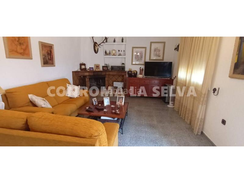 Foto 96d7a6ba-dbaa-466c-a84c-1896d5341ba2. House with heating parking pool in Riudarenes