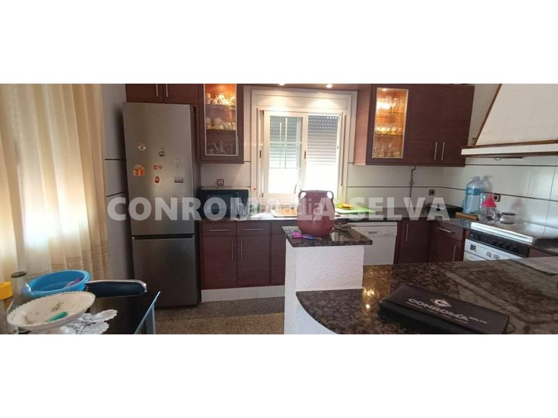 Foto cf3a2dd5-8691-4fbe-9d20-10b2c8535831. House with heating parking pool in Riudarenes