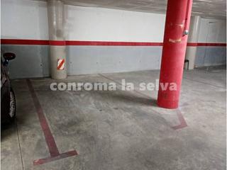 Parking coche en Mercat-Mas Moixa. Parking en venta en blanes