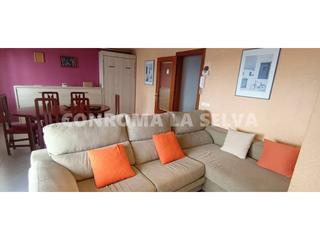 Appartement à La plantera. Se vende precioso  piso con opción a parking en blanes