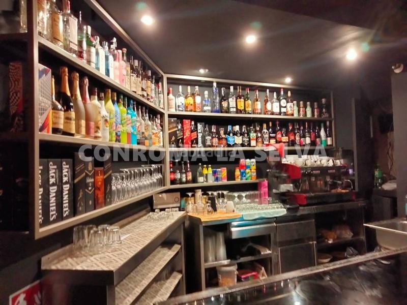 Foto 0f546de7-3595-4243-b496-0eb508eb8d4c. Traspàs local comercial a Els Pins Blanes