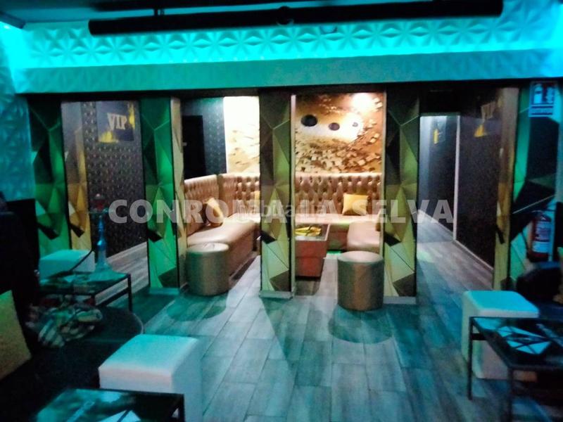 Foto 1d09a79d-5466-47f4-b61b-91621bb9b115. Traspaso local comercial gran oportunidad de negocio, traspaso de local , cerca de hoteles y playa en Blanes