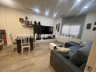 Pis a Centre. Venta de un piso en vidreres