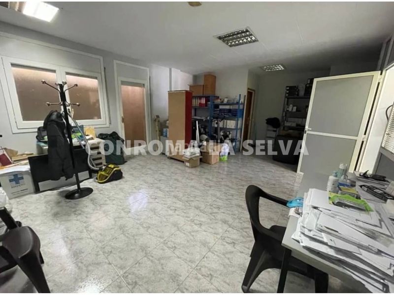 Foto d27f87f4-95c1-4520-b693-81c5276ef1c3. Local comercial a Malgrat de Mar