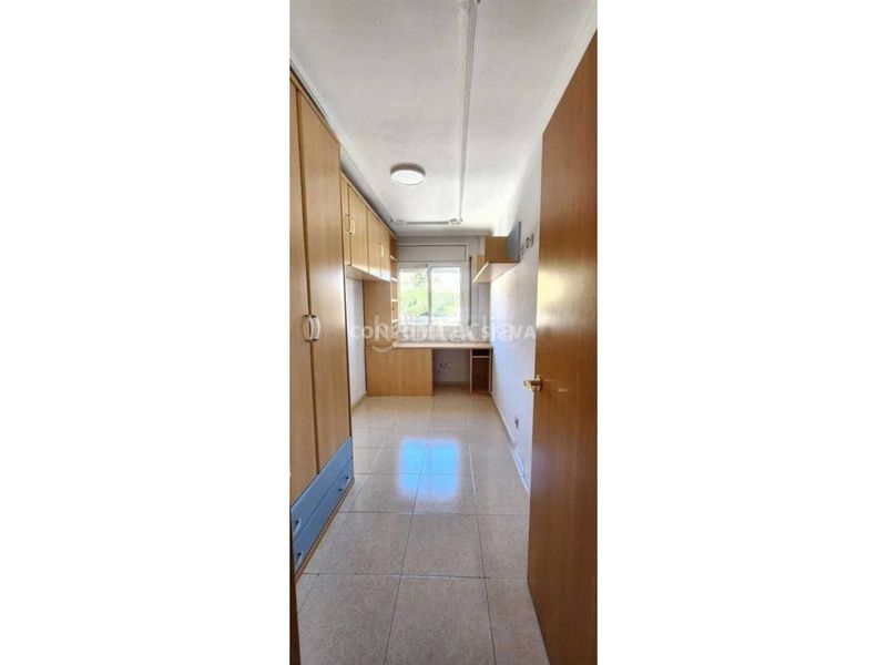 Foto 801d16f1-a76f-4f4b-98bf-3bcf1c1f9e9f. Pis amb calefacció piscina a Centre Pineda de Mar