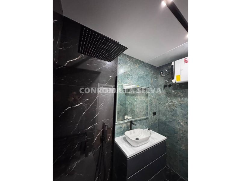 Foto 339f3bb3-f0a0-41e5-a238-97b3dbb932dd. Pis amb calefacció a Els Pavos Blanes