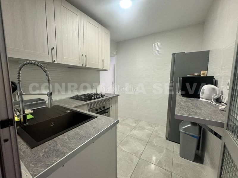 Foto f3748be0-e3d9-4aa1-b137-83d7a5bf7c1f. Pis a La plantera Blanes