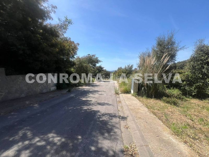 Foto b5780fcb-160e-4c29-9c91-ad6d84b22c0d. Terreny residencial a Llagostera