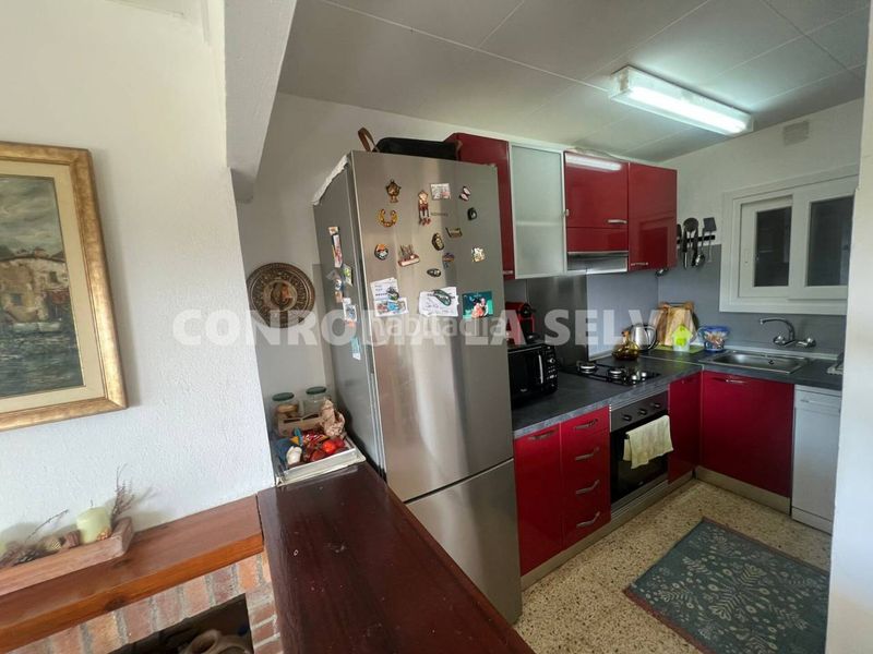 Foto 06b3f442-fc6e-42ab-8e7e-5f05a0636e75. Piso Canyellesla montgoda, piso con parking en venta en Lloret de Mar