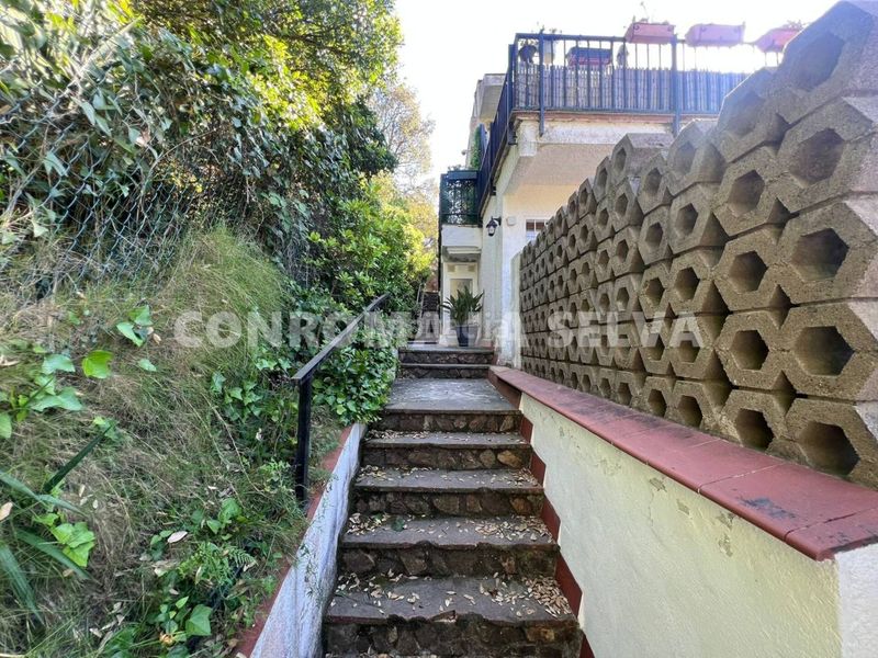 Foto c05609d0-337c-433b-b862-8f39b679273c. Piso Canyellesla montgoda, piso con parking en venta en Lloret de Mar