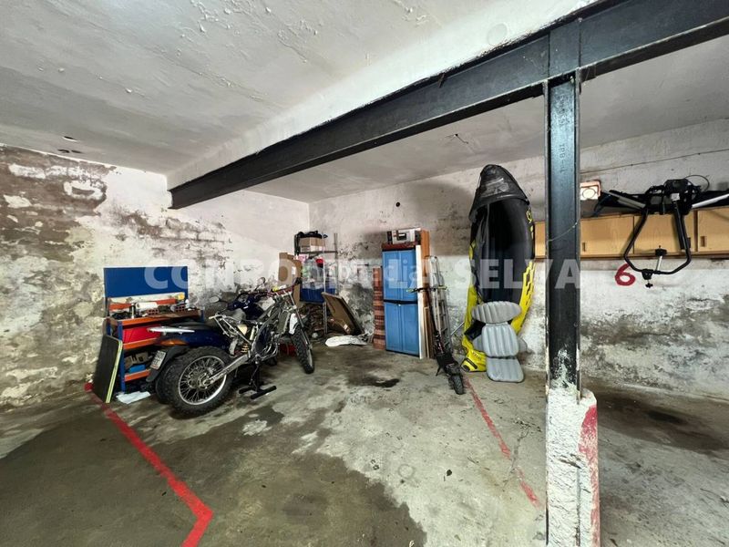 Foto d4c7e6af-7f47-47c2-878d-03dd13f4b774. Piso Canyellesla montgoda, piso con parking en venta en Lloret de Mar