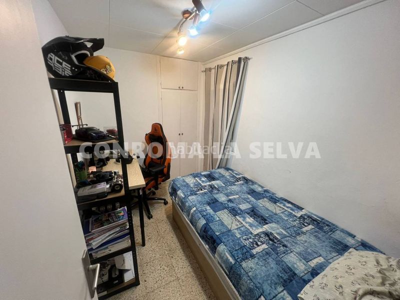 Foto f7e426ab-5821-4dc2-aa51-85b2cefa4c62. Piso Canyellesla montgoda, piso con parking en venta en Lloret de Mar
