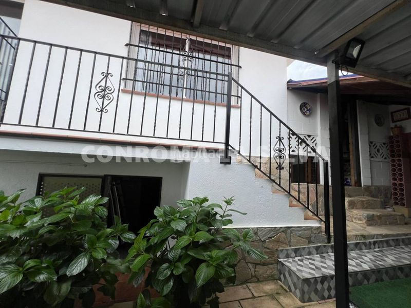 Foto 247489c2-6d8d-4ef4-b760-f14c3d7524d8. Casa amb calefacció aparcament piscina a Niàgara Parc -Àgora Parc Tordera