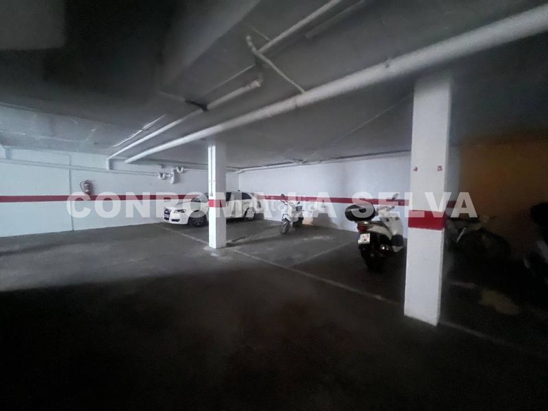 Foto 4483c48e-9672-4999-b711-64bbbdf8a245. Aparcament cotxe a Vilartagues-Tueda de Dalt Sant Feliu de Guíxols