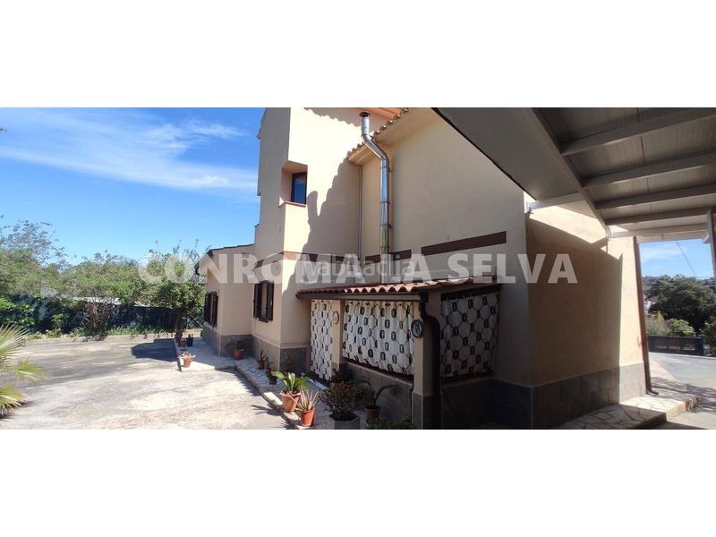Foto 48621b6b-5496-4a2d-a966-49070cc8241c. Casa amb calefacció aparcament a Montbarbat Maçanet de la Selva