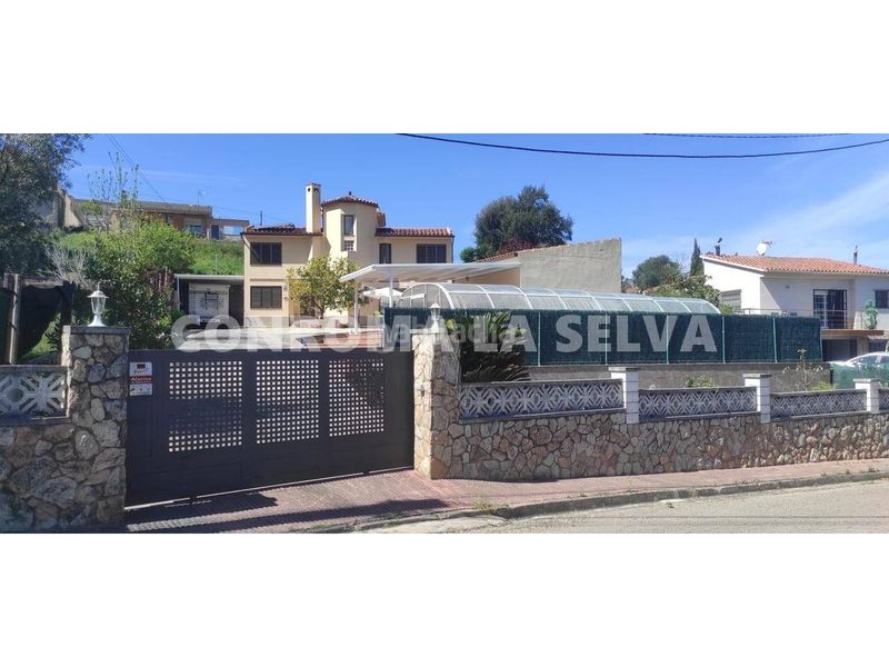 Foto 90ab9303-8325-4e56-8083-629ebd9ccdc2. Casa amb calefacció aparcament a Montbarbat Maçanet de la Selva