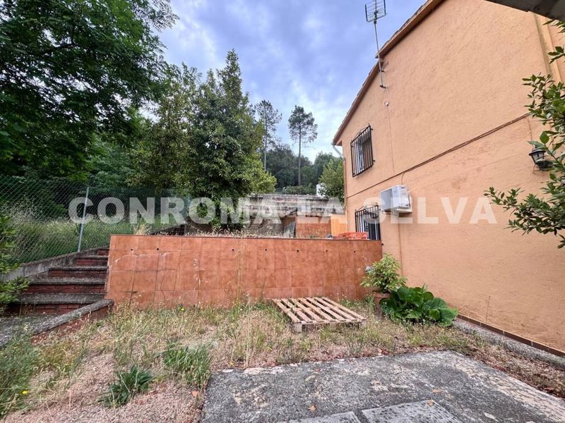 Foto 7f27f276-6d50-484f-97e7-28d6bb9b36c8. Casa amb aparcament a Tordera Tordera