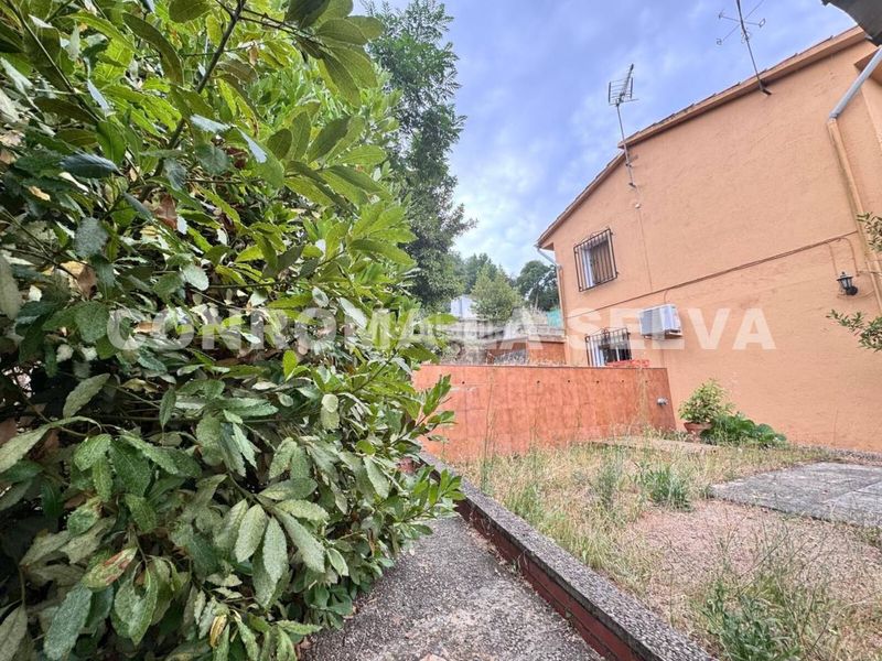 Foto b5130c53-42f3-46e2-9d37-48c0da49603b. Casa amb aparcament a Tordera Tordera
