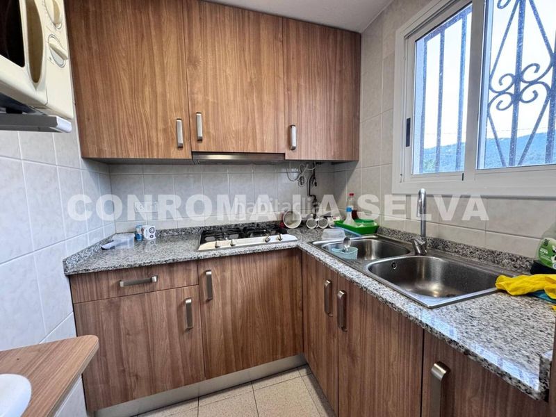 Foto b8112e11-7059-453d-b120-8cfcf2673d3a. Casa amb aparcament a Tordera Tordera