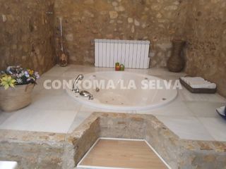 Casa a Palafolls. Espectacular casa rural en venta en palafolls  amplia y reformad