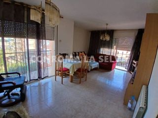 Piso en Mont Ferrant-Joan Carles I. Venta de piso en blanes