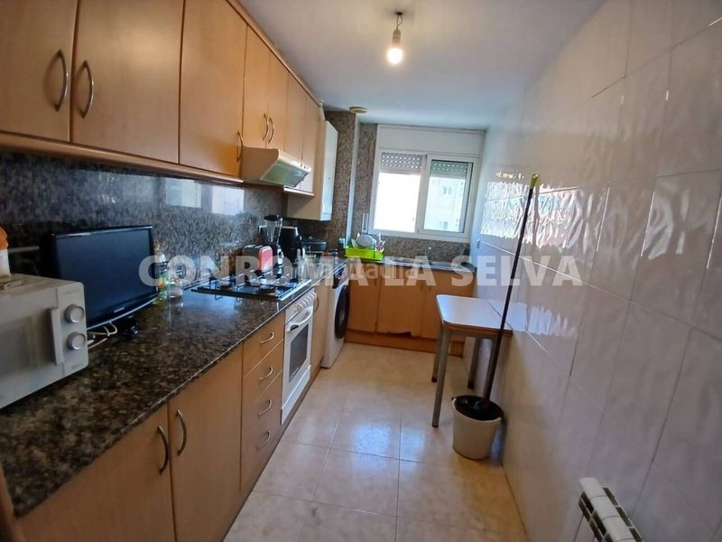 Foto f70431cb-7a83-4db8-b7f8-3cc0ff113570. Piso venta de piso en Mont Ferrant-Joan Carles I Blanes
