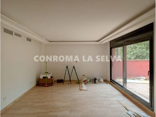 Haus in Arbúcies. Casa en venta en arbucias a reformar