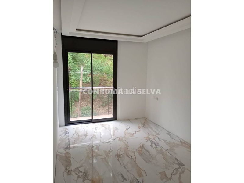 Foto 8068daa7-e6da-4d85-b5c1-54534c55adea. Casa amb aparcament a Arbúcies