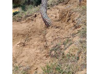 Finca rústica a Sant Cebrià de Vallalta. Magnífica parcela con posibilidad para hacer dos casas