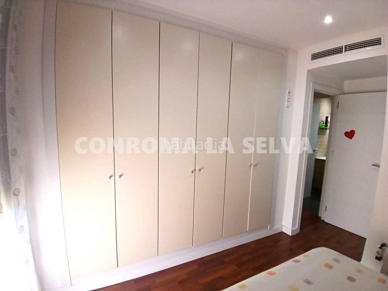 Foto 5e3a7ab6-5c2c-4b8c-a6a5-5b96f346aa1c. Pis amb calefacció aparcament a Maçanet de la Selva poble Maçanet de la Selva