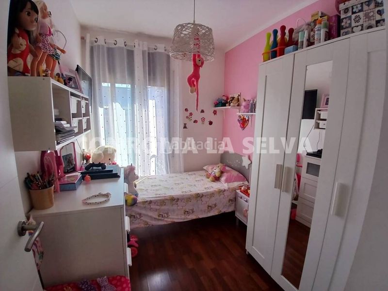 Foto bebbde54-7a19-4712-8be8-acfe6c5e85aa. Pis amb calefacció aparcament a Maçanet de la Selva poble Maçanet de la Selva