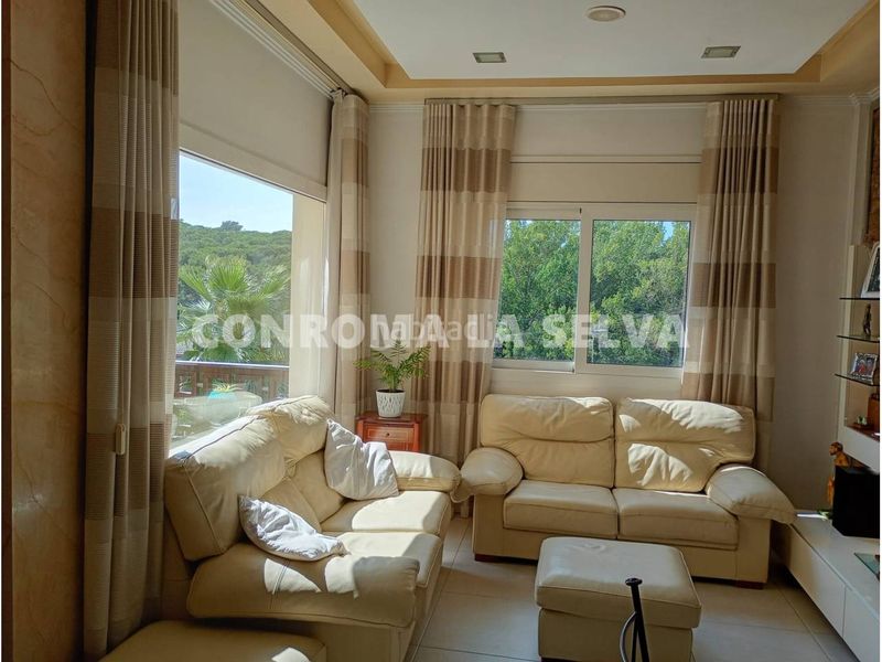 Foto 613377ac-22a2-4b6e-9d9e-a8fe408480d8. Casa  en venta en Terrafortuna - Puig Ventós Vidreres