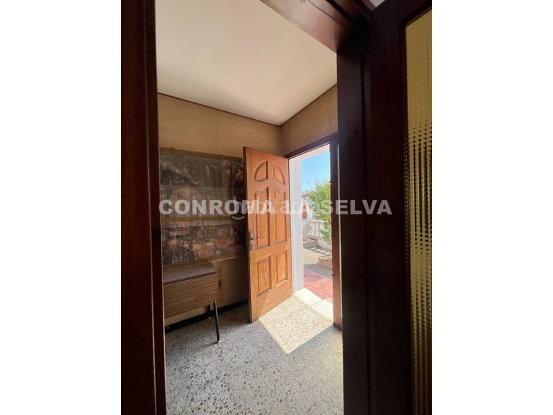 Foto 19d7d905-32b0-4605-960d-0c9f2e3fa256. Casa a calle lloret 12 a Centre Vidreres