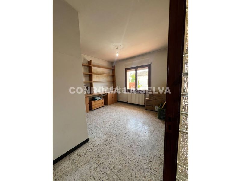 Foto 1ace15cd-d9bf-47a8-877d-792f5969ce30. Casa a calle lloret 12 a Centre Vidreres