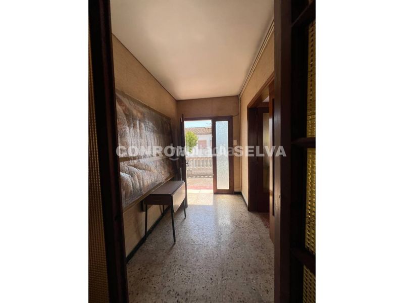 Foto f743618c-5acd-4405-8284-79b0e2c7940d. Casa a calle lloret 12 a Centre Vidreres