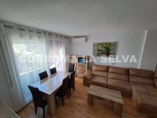 Etagenwohnung in Els Pavos
