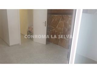 Local Comercial a Centre. Local de 90m2 en pleno centro, posibilidad de convertir en vivie