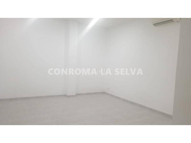 Foto ca142e56-58d7-4855-9c58-db2379952e93. Geschäftsraum in Centre Blanes