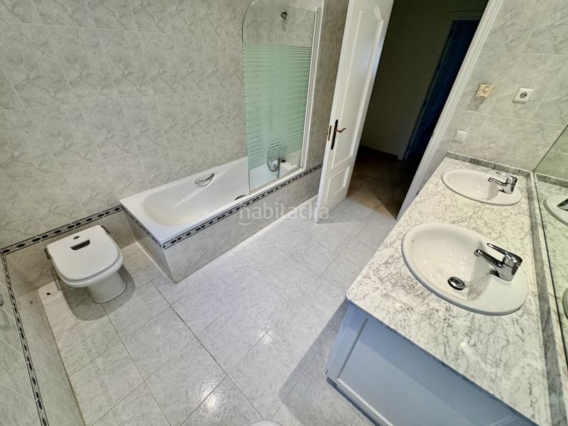 Foto 1fe98e81-4aea-4f31-8914-4a942c565954. Chalet en Calahonda Mijas