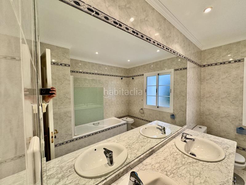 Foto 342ff88b-9461-4d3b-8bea-8662f0b5d679. Chalet en Calahonda Mijas