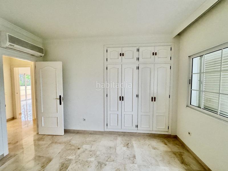 Foto ff251bd1-d497-43d4-8f91-24ac9cba5943. Chalet en Calahonda Mijas