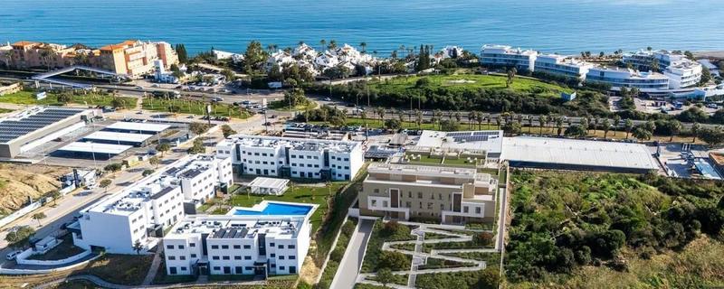 Foto fc4a17af-9187-4183-849d-77e8b764e2d9. Àtic amb piscina a Guadalobón Estepona