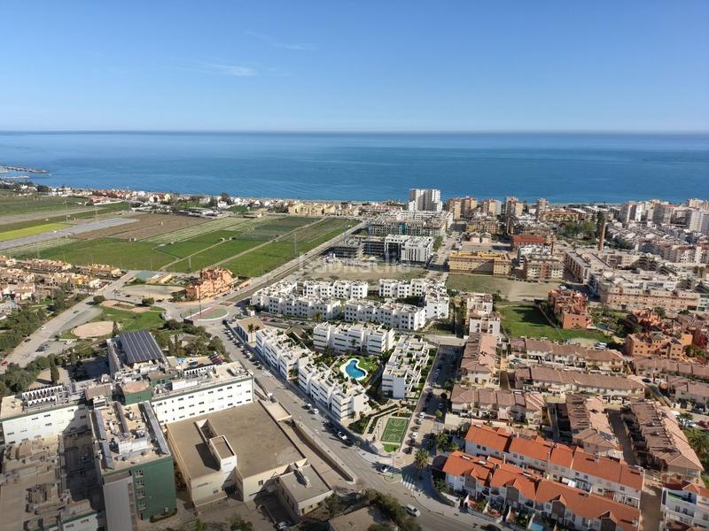 Foto f7d2acfc-ca50-483e-b75b-3f14ce8047d1. Piso en El Tomillar Torre del Mar
