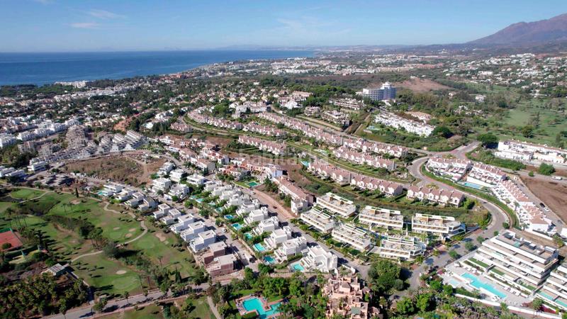 Foto ff1379af-6a8e-4e85-81ae-587be50c267f. Ático en Paraiso - Barronal Estepona
