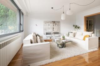 Casa adossada  Pamplona-iruña - leoncio urabayen. El autentico lujo es el espacio